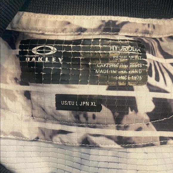 Oakley Polo Shirt Mens L Black White Hawaiian Golf Performance Hydrolix Azalea - Picture 3 of 4